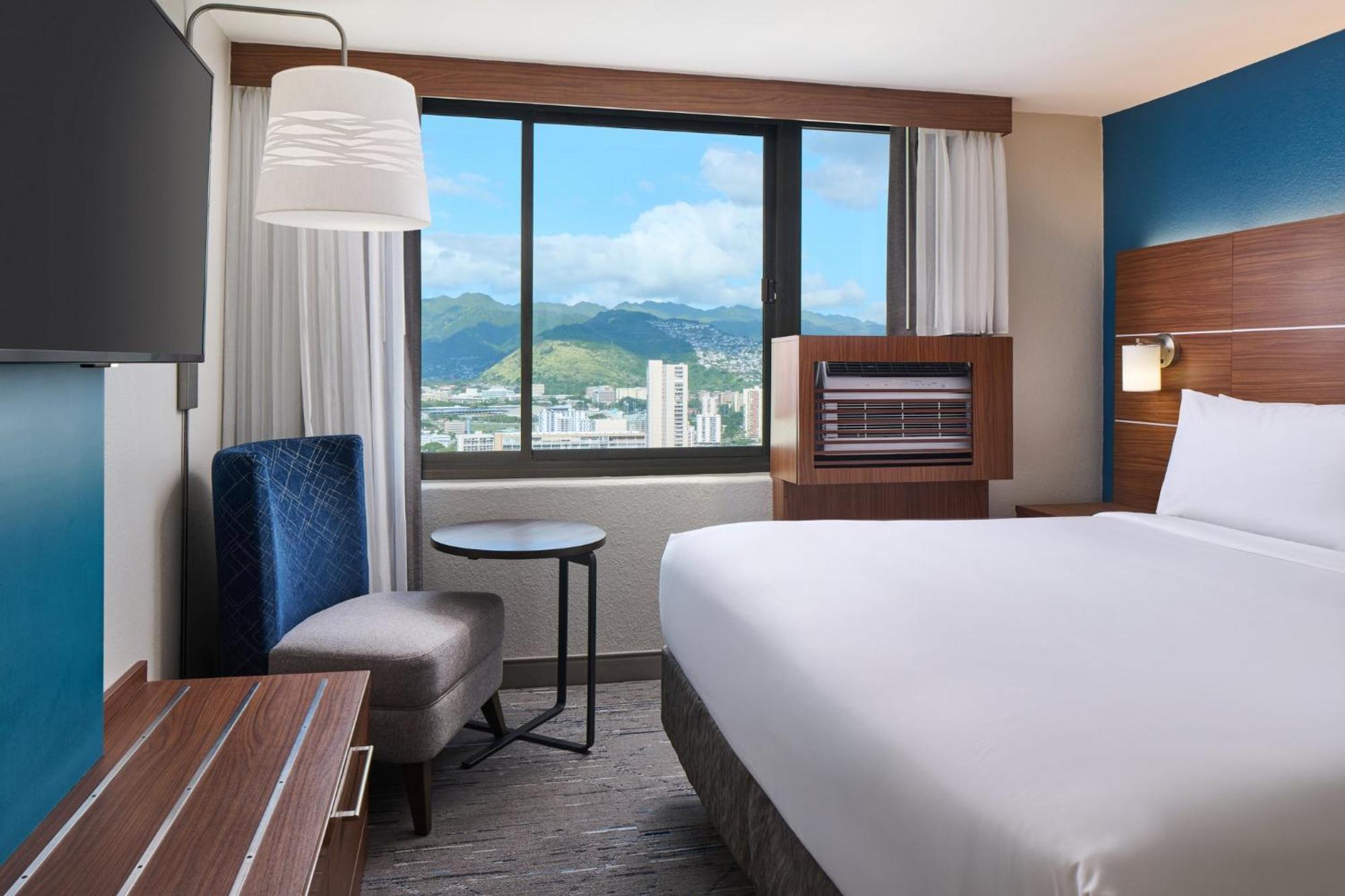 Holiday Inn Express Waikiki By Ihg Honolulu Exterior foto